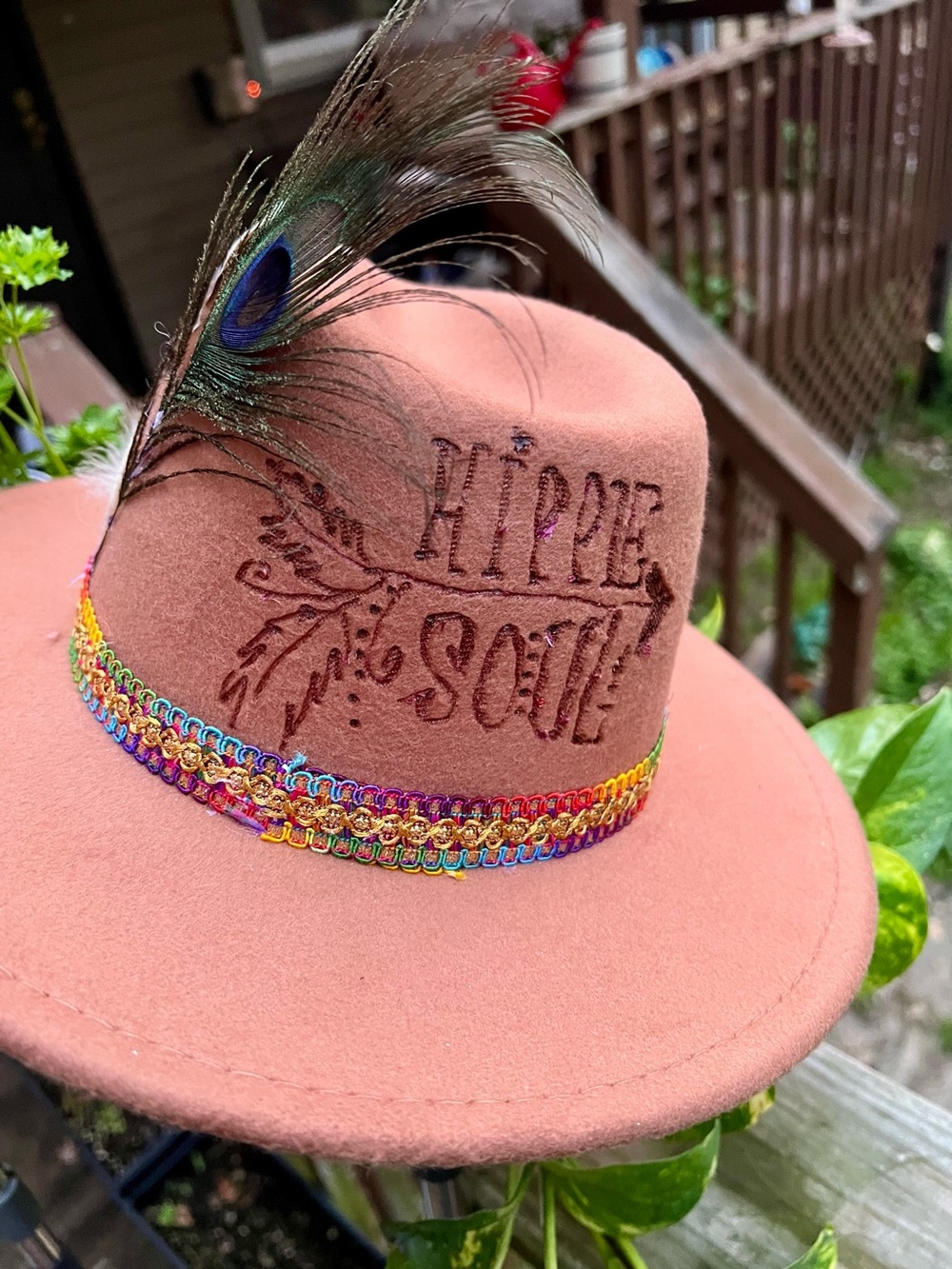 HAND BURNED BROWN FELT RANCHER HAT with FEATHER TRIM - Picture 10 of 13